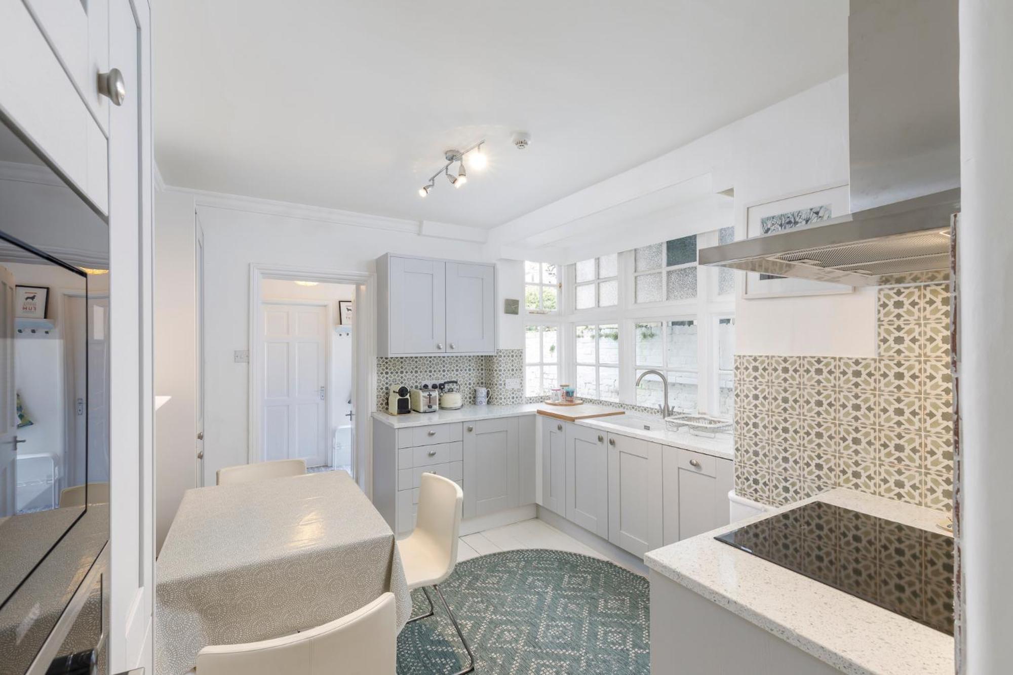 Central Hove Flat W Large Garden المظهر الخارجي الصورة