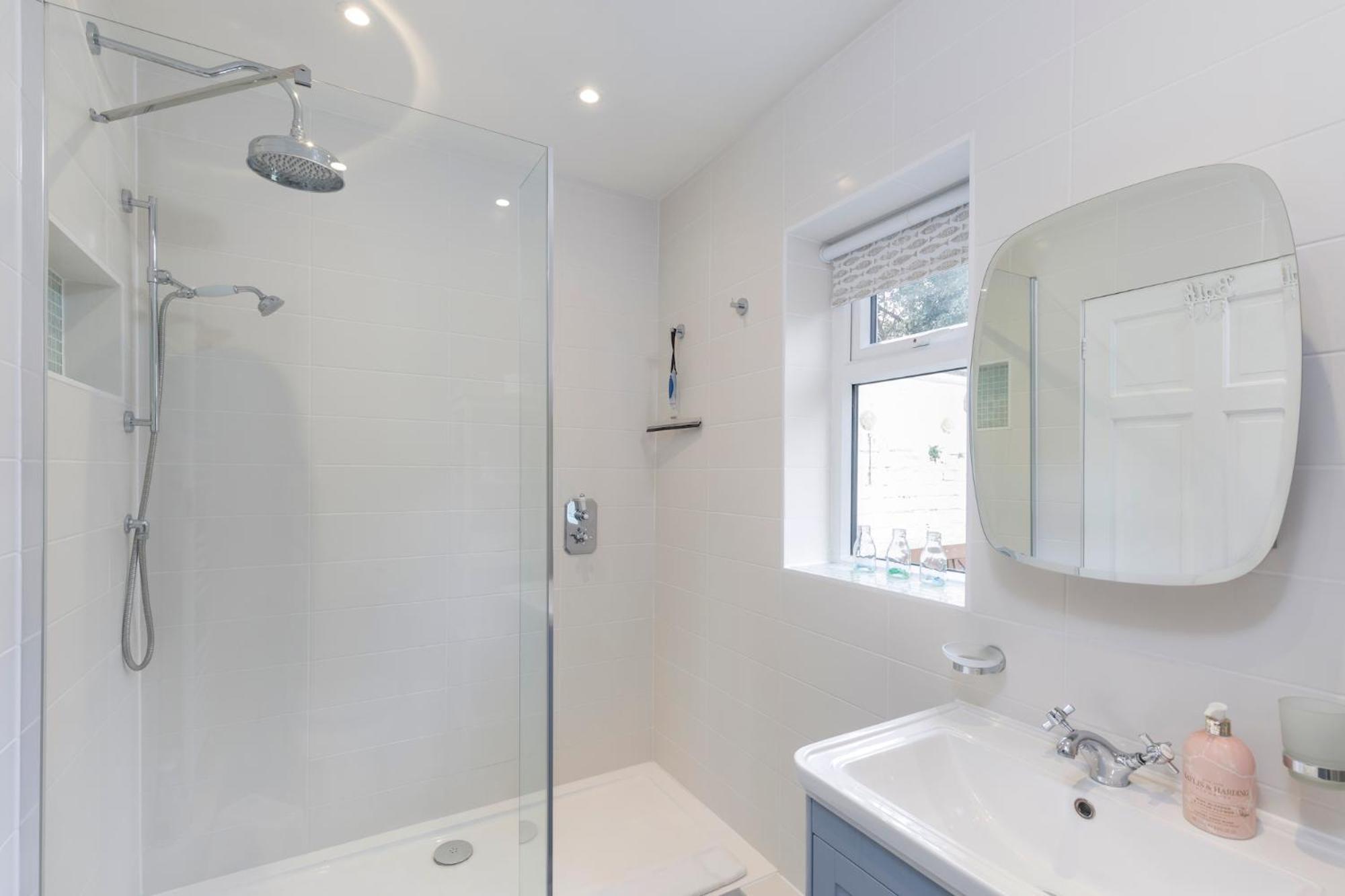 Central Hove Flat W Large Garden المظهر الخارجي الصورة